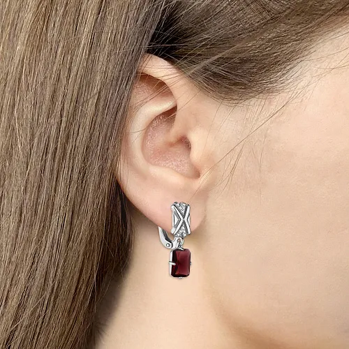 4716585А Серьги из Серебра с наногранатами, фианитами